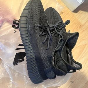 Yeezy 350 boost DHGATE- NO BOX
